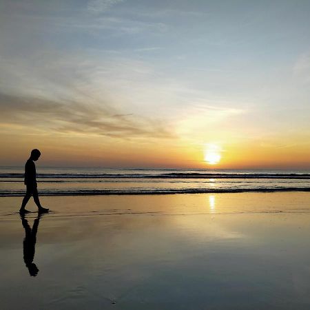 Timur Bay Seafront Residence Kuantan Buitenkant foto